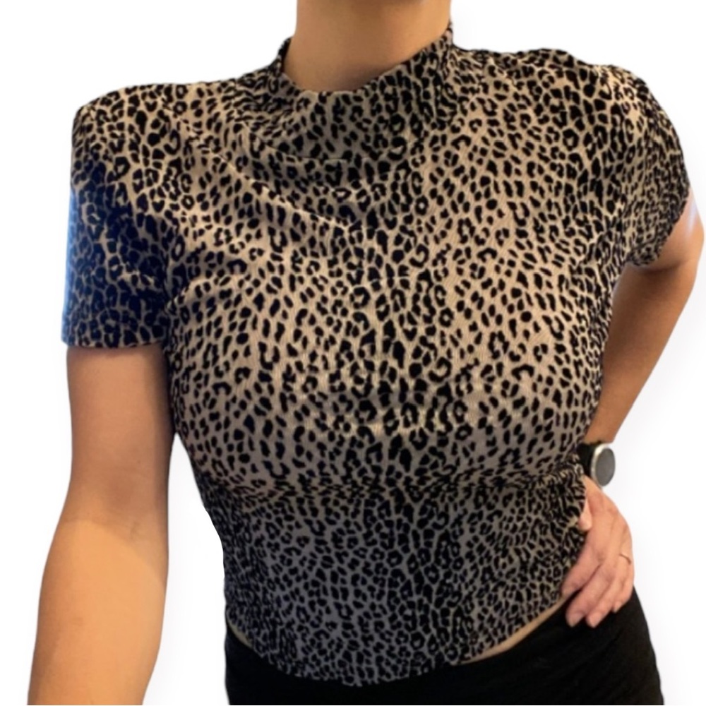 Vintage Y2K / 90s Mock Neck Leopard Print Top - Amy Byer size women‘s medium M